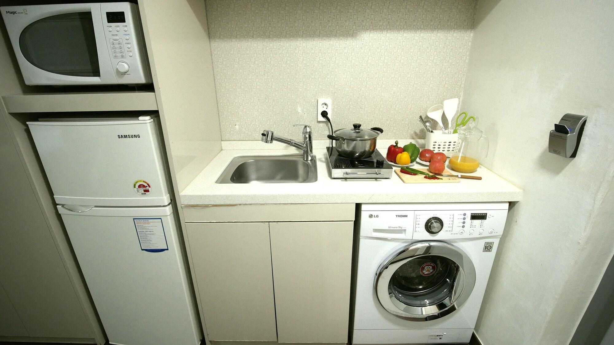 בוסאן Residence Mumum Hotel מראה חיצוני תמונה