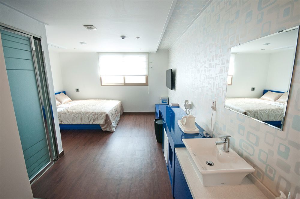בוסאן Residence Mumum Hotel מראה חיצוני תמונה