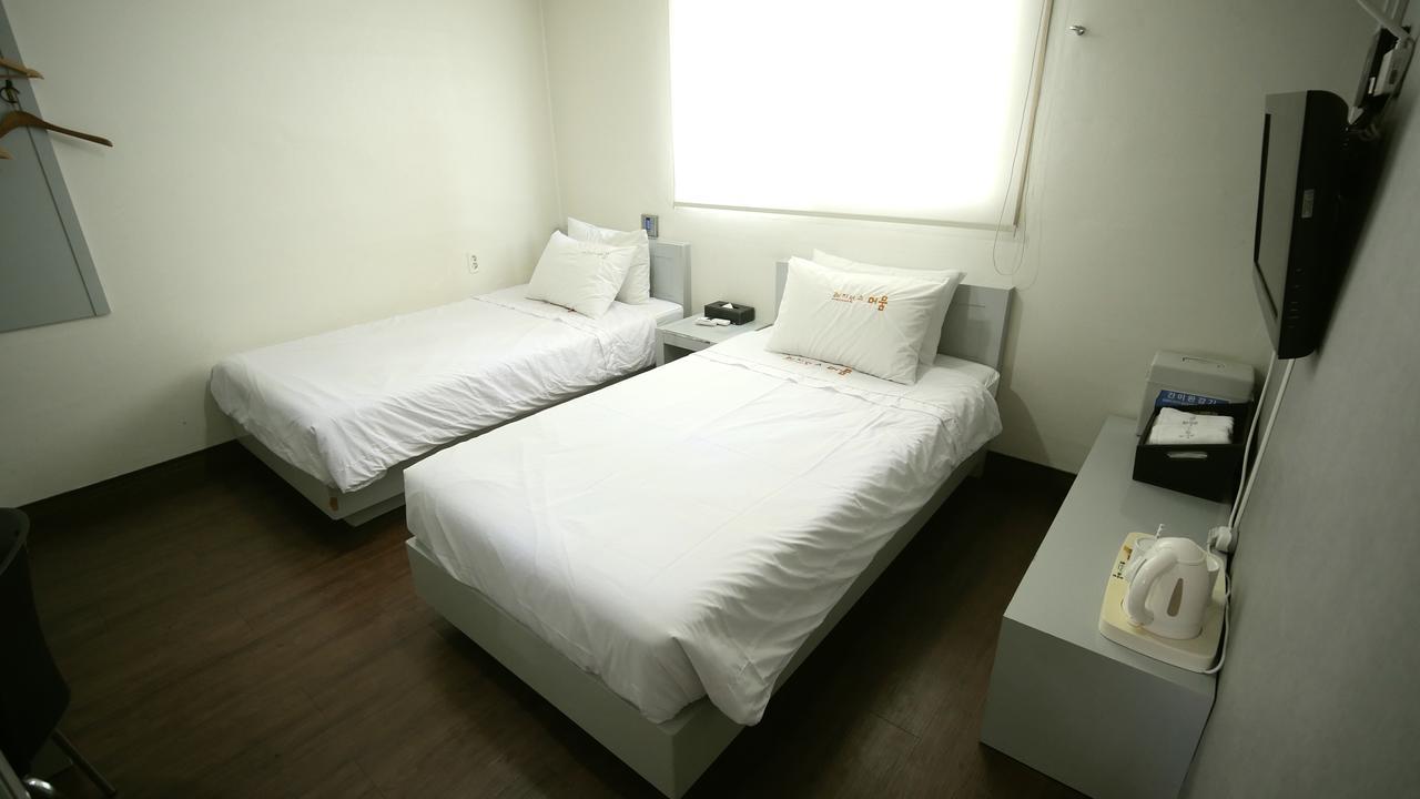 בוסאן Residence Mumum Hotel מראה חיצוני תמונה